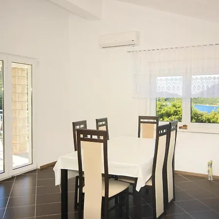 Apartment By The Sea Cove Vrbovica Bay - Vrbovica